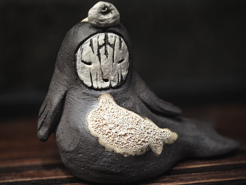 Moonshift Selkie, figurka herbaciana, ceramika autorska