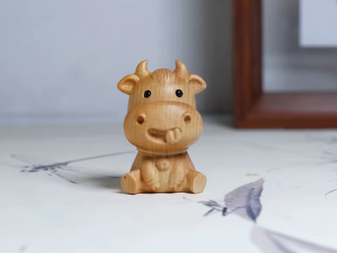 Byk, figurka herbaciana, drzewo, 4 cm